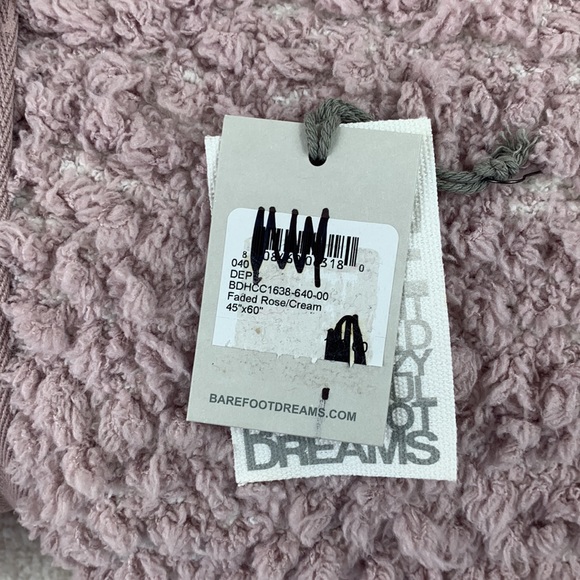 Barefoot Dreams Blanket - Picture 3 of 3